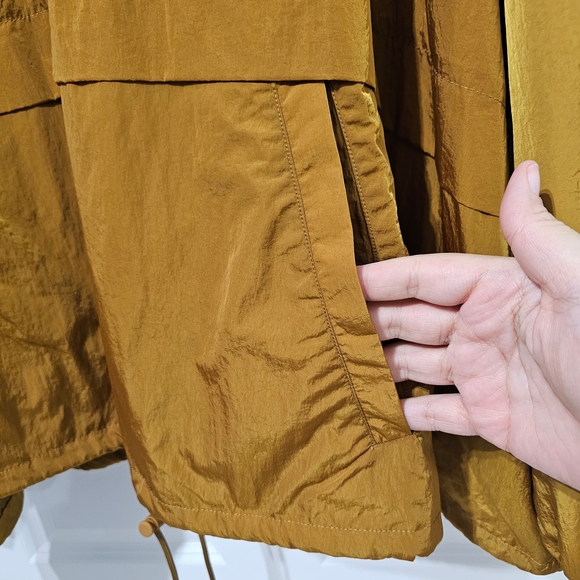 Good American Essential Anorak NWT - Picture 2 of 9